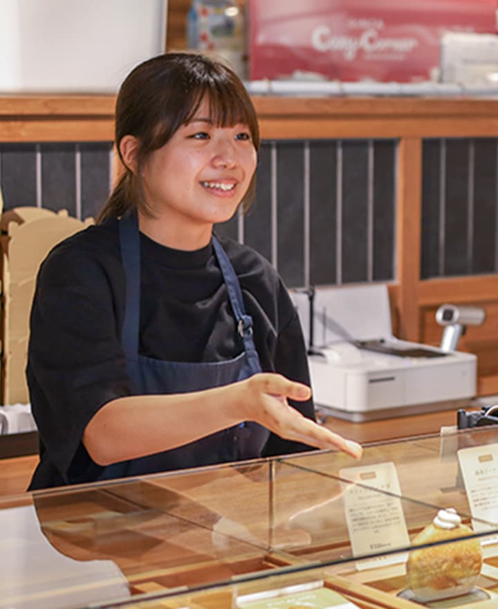 UNI COFFEE ROASTERY BONBONスタッフ